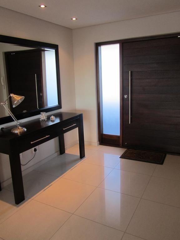 Doverhurst Apartment เคปทาวน์ ภายนอก รูปภาพ